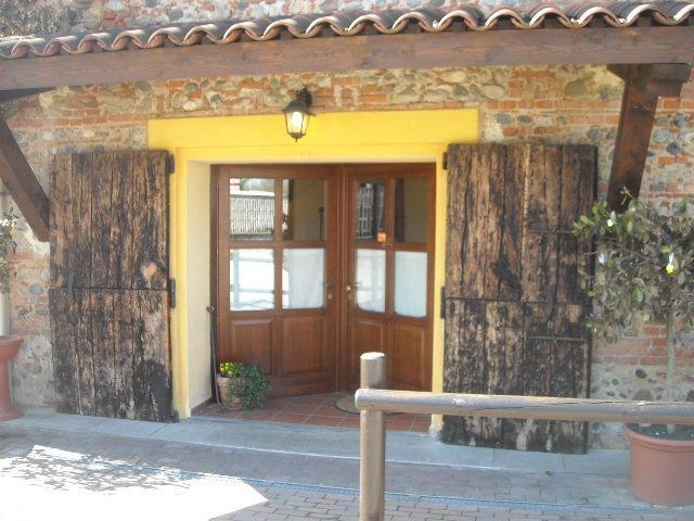 Agriturismo Cascina Del Peso Лейни Экстерьер фото